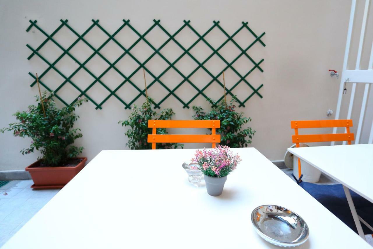 Bed & Breakfast A Festa Napels
